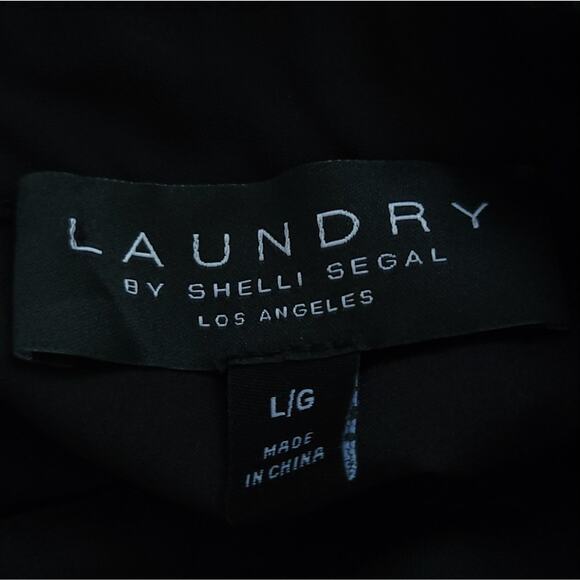 Laundry by Shelli Segal Black Sleeveless Blouse Large Silver Embellish Neckline - Picture 7 of 7